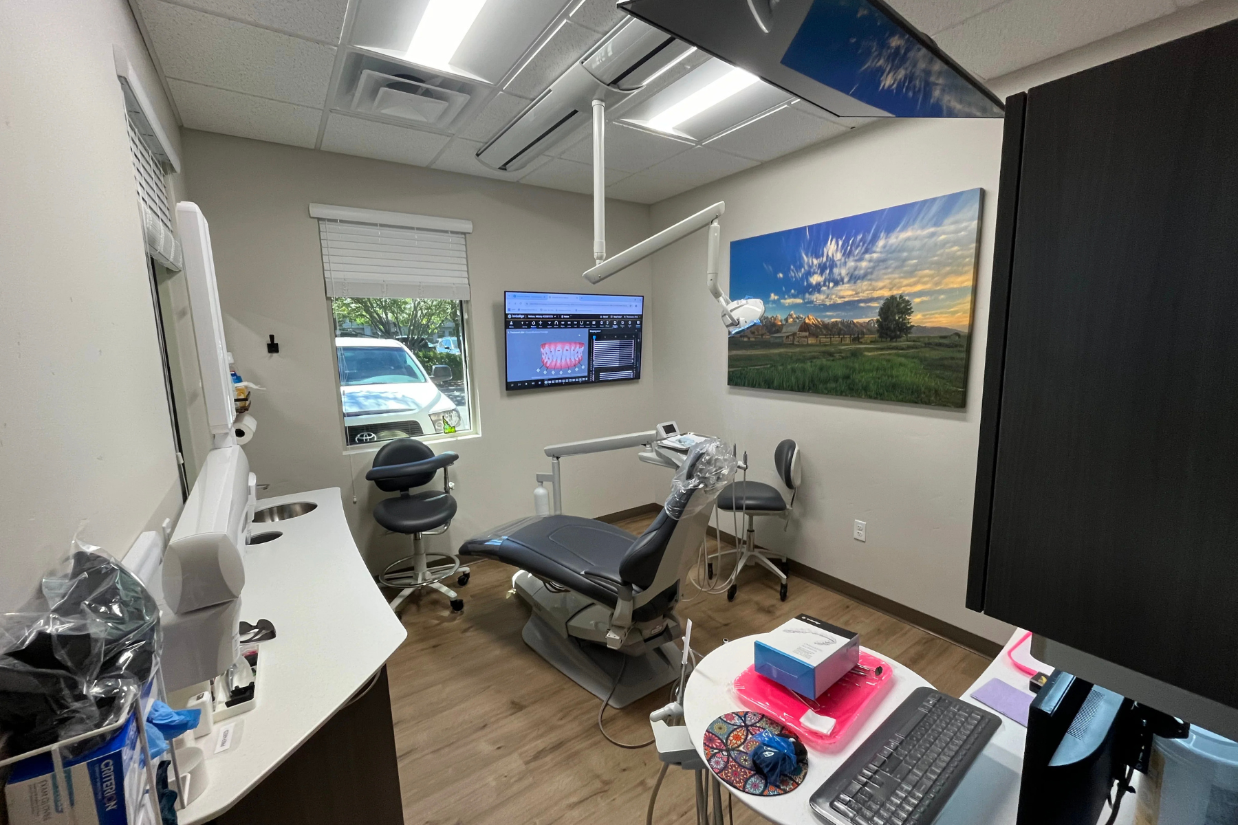 Eagle Dental Care treatment room