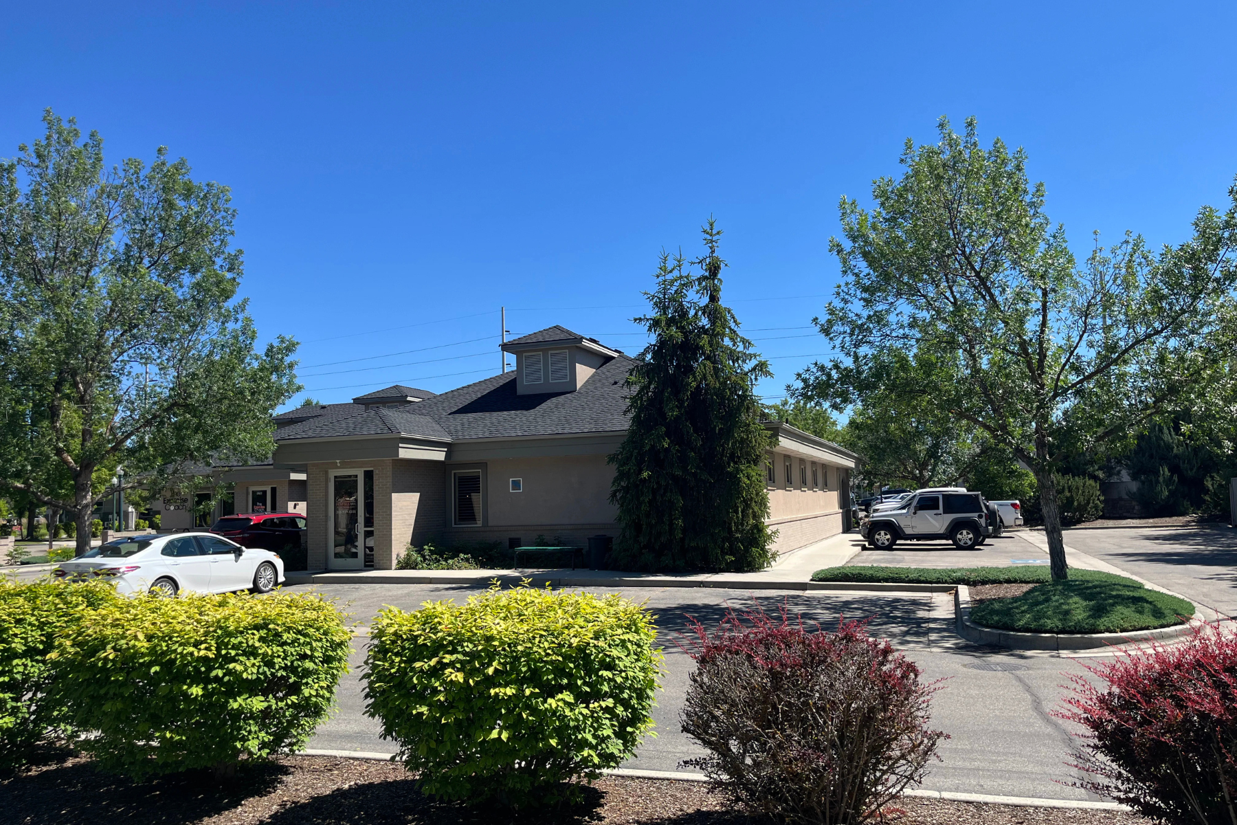 Eagle Dental Care exterior